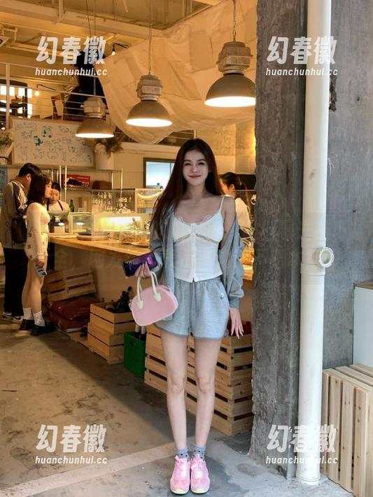 17c吃瓜首页：黑料曝光技巧大全，网友纷纷表示一句话不离本行！