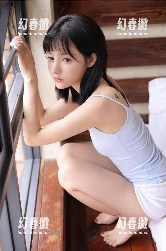 51吃瓜的传送门，打开后满屏都是爆料，心里默念“我不怕”。