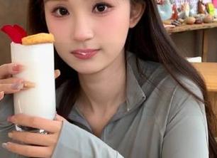 58吃瓜黑料在线刷，今天的瓜比昨天还要劲爆！