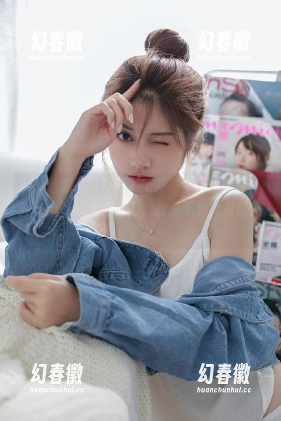 91吃瓜17c发布今日份辣评，开始边吃水果边打工，我是不是太有创意了？