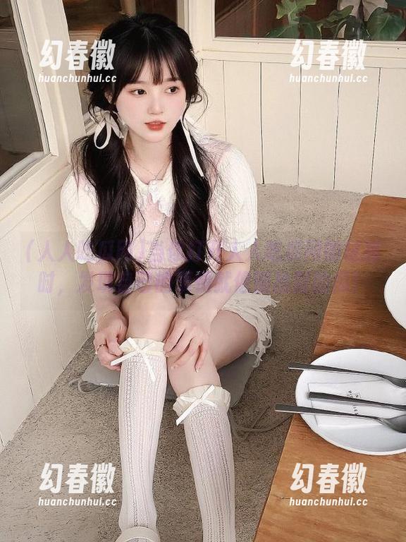 当你打开人人吃瓜网的链接时，发现自己的表情就像刚捡到的瓜！