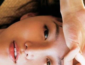 捧着“国产吃瓜”网站的手机，我是不是快成吃瓜专业户了？