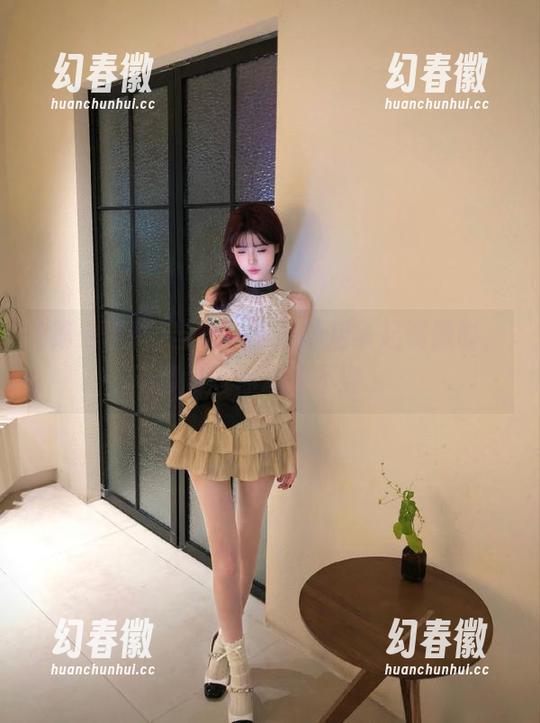 当第一黑料影后拿起资源时，那场面你想象不到...