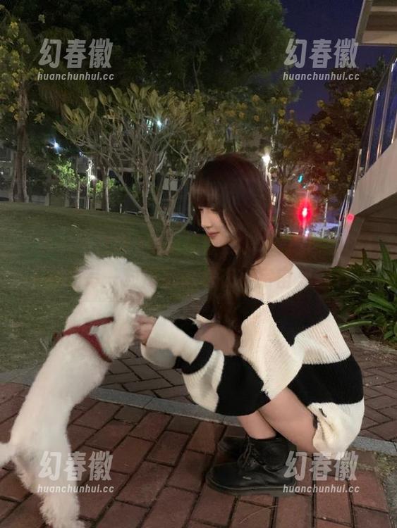 黑料不打烊 免费获取黑料不打烊,让你下载的每一粒瓜都像是在小宇宙里窜着。