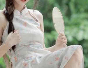 看黑料福利网视频，姨妈的嘴角不自觉上扬了